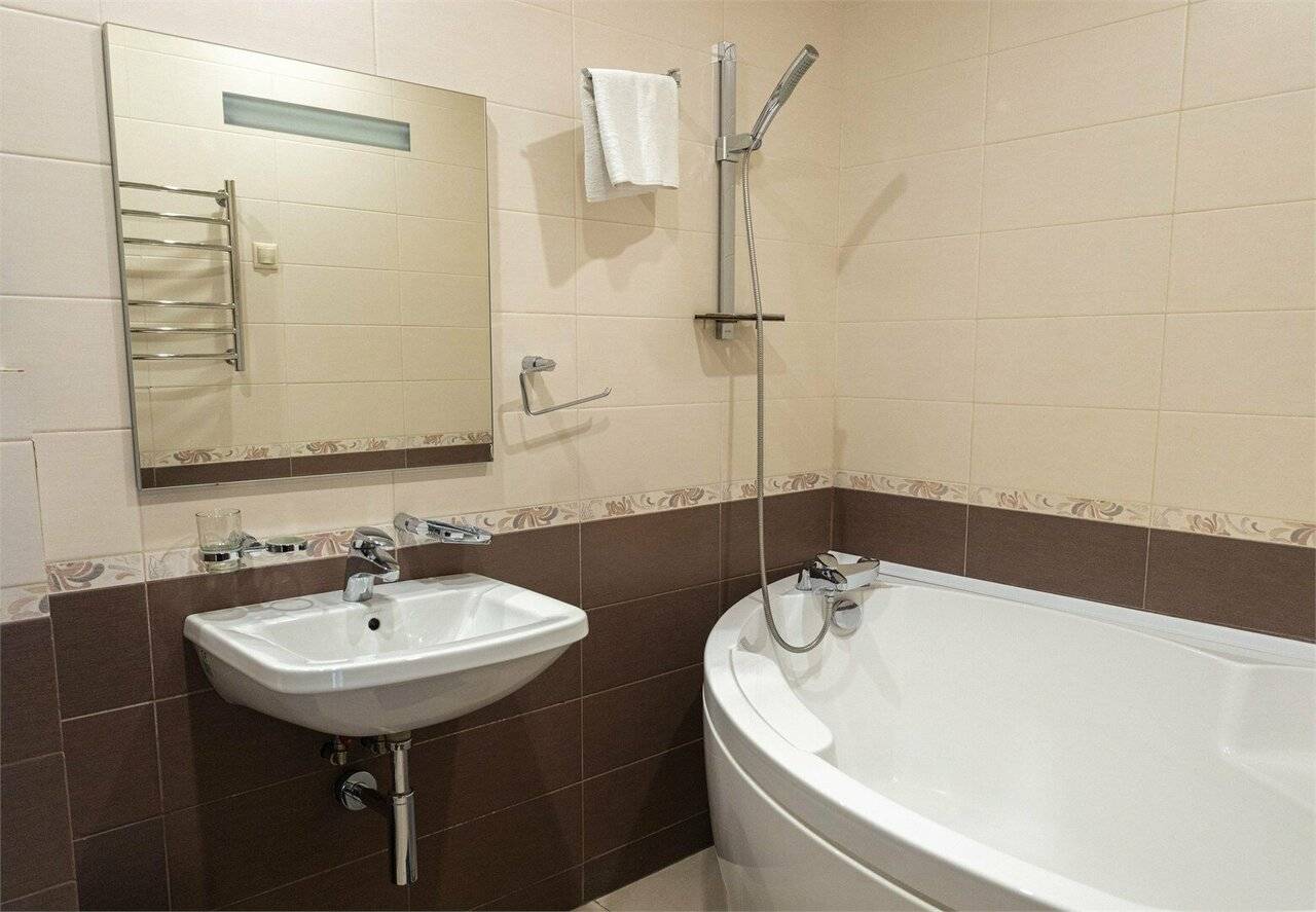 Фотографии номера Полулюкс в Гостинице Absolut Калуга