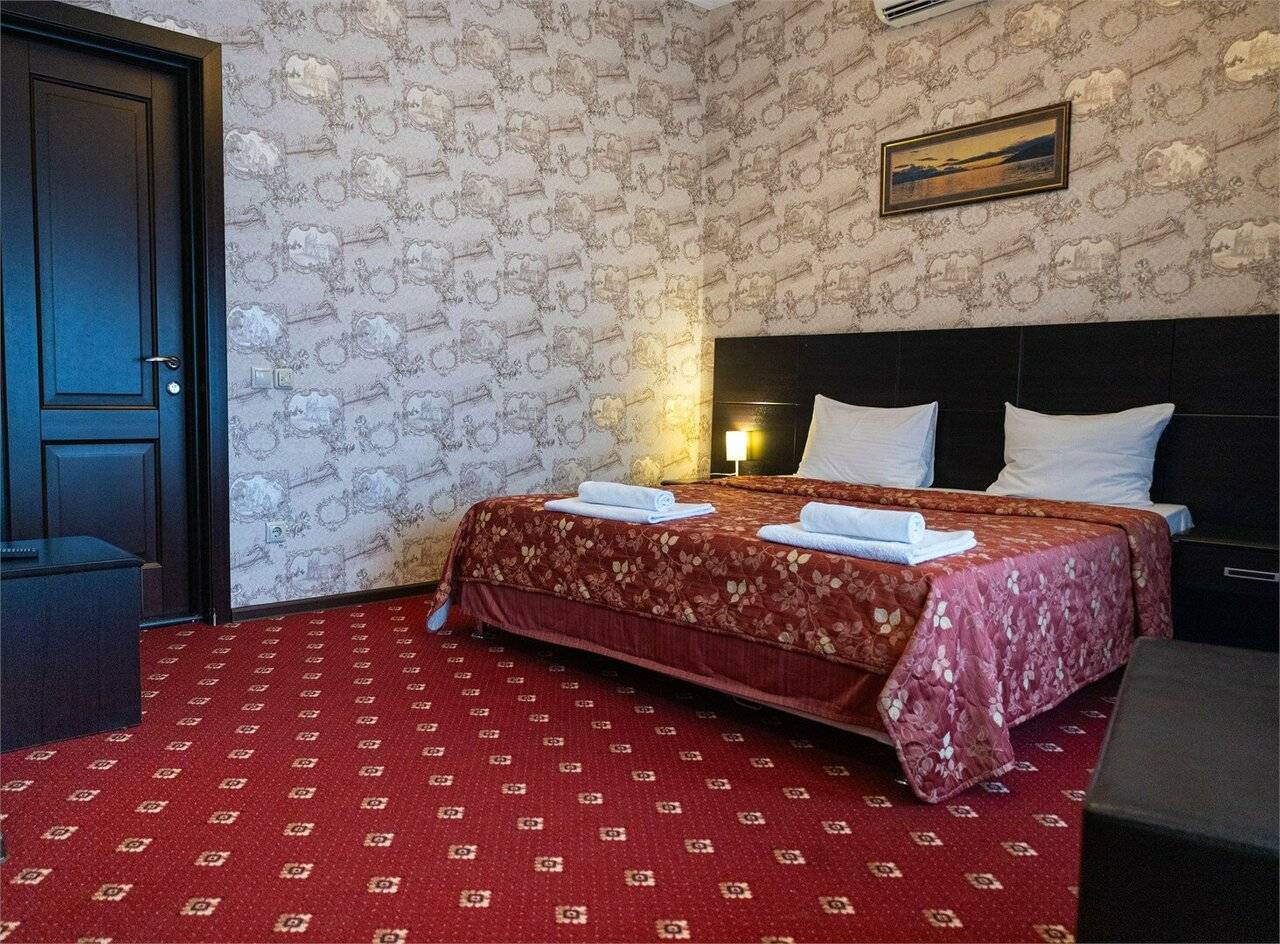 Cемейный номер с собственной ванной комнатой